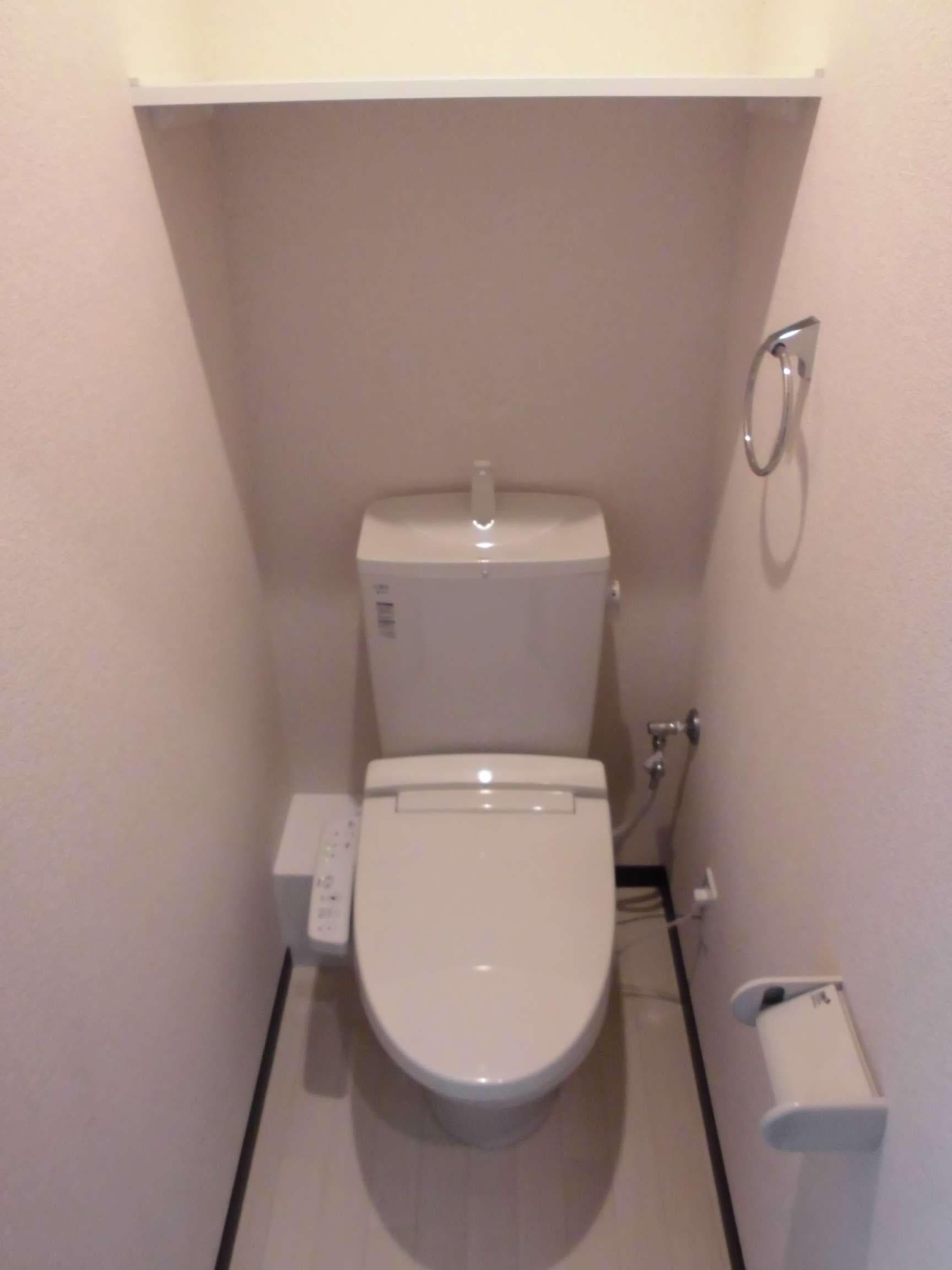 Room image 8
