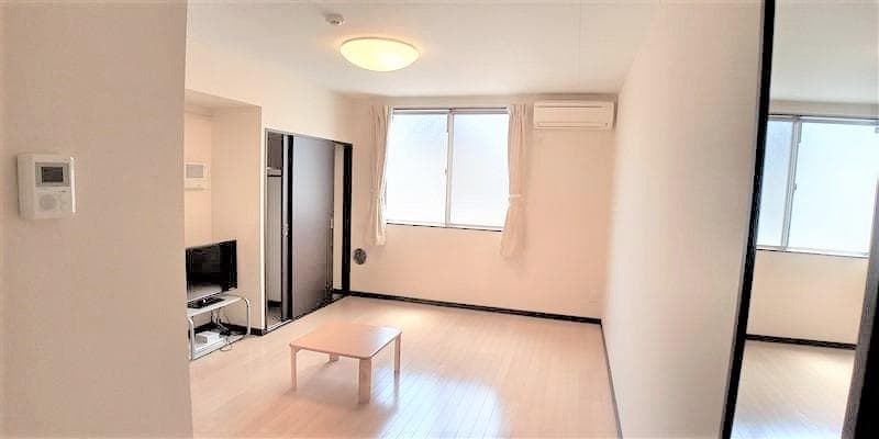 Preview interior of LEONEXT Tashiro Shomachi