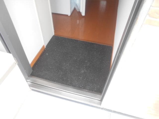 Room image 10