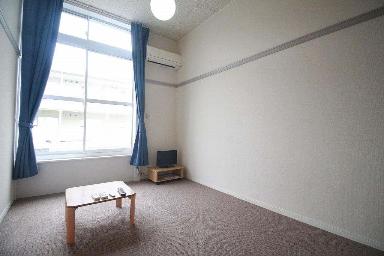 Preview interior of leopalace J