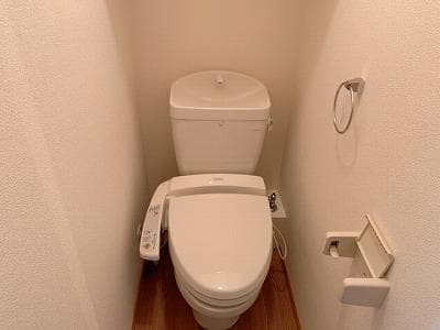 Room image 9
