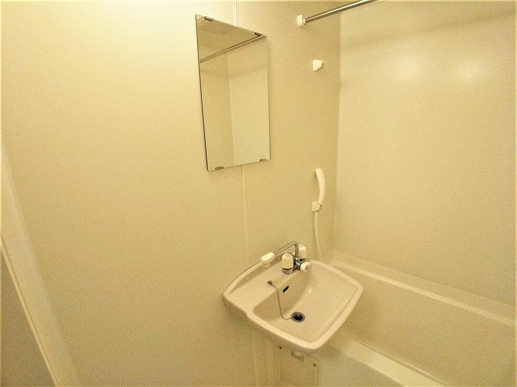 Room image 14