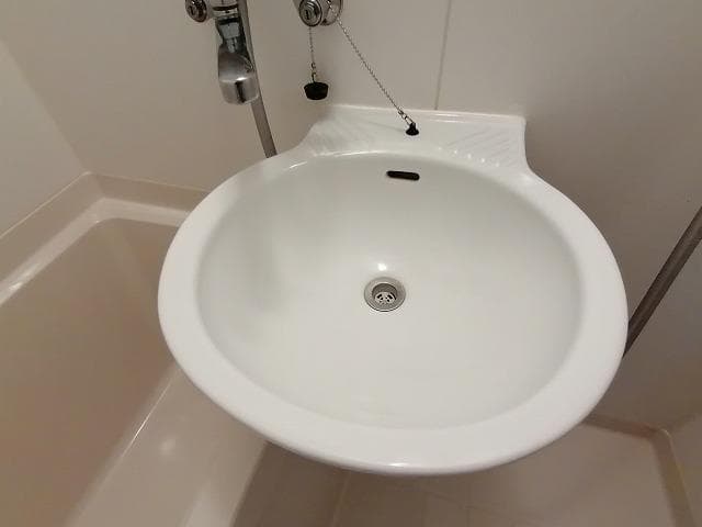 Room image 10