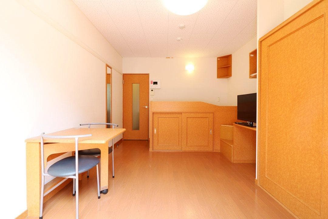 Room image 15