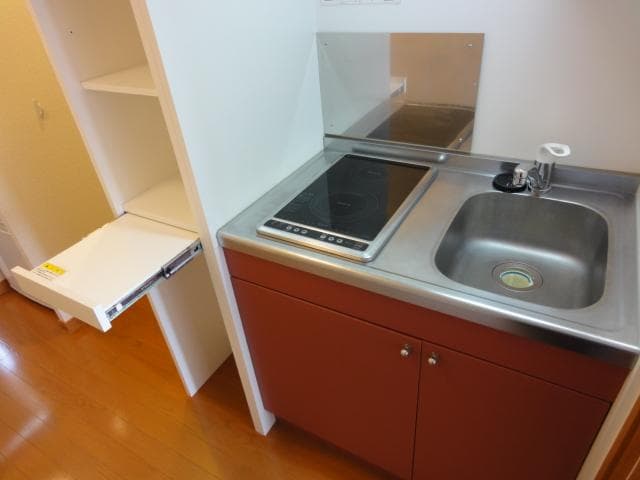Room image 10