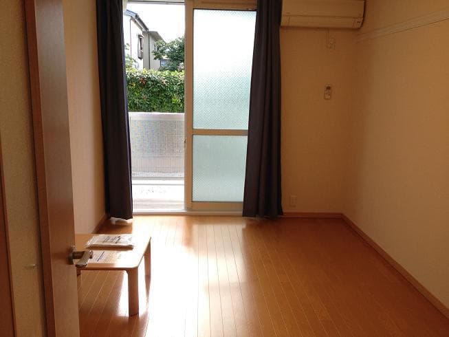 Room image 11
