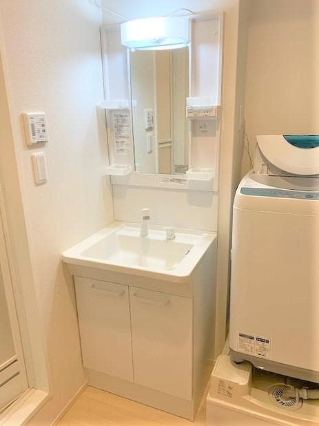 Room image 10