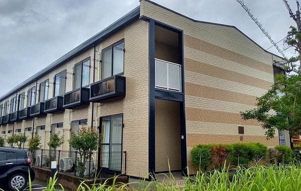 Main exterior of leopalace R&A