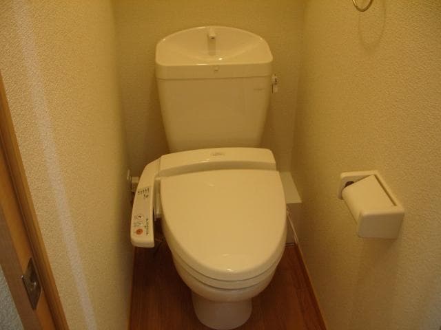 Room image 13