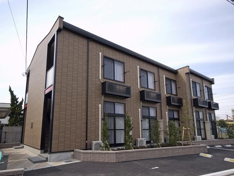 Main exterior of leopalace Hamadera