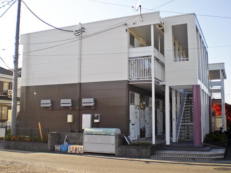 Main exterior of leopalace Est Sengendai