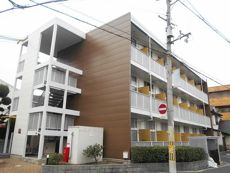 Main exterior of leopalace Freedom