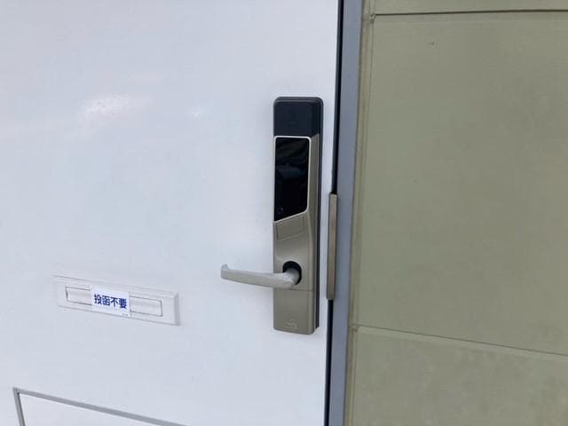 Room image 12