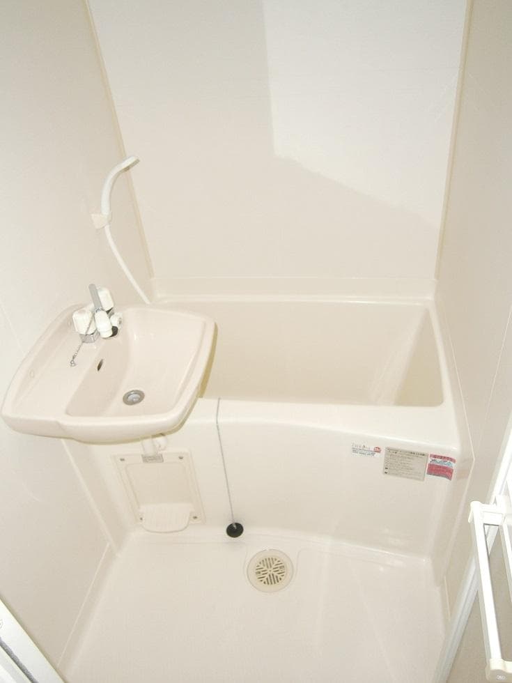 Room image 10