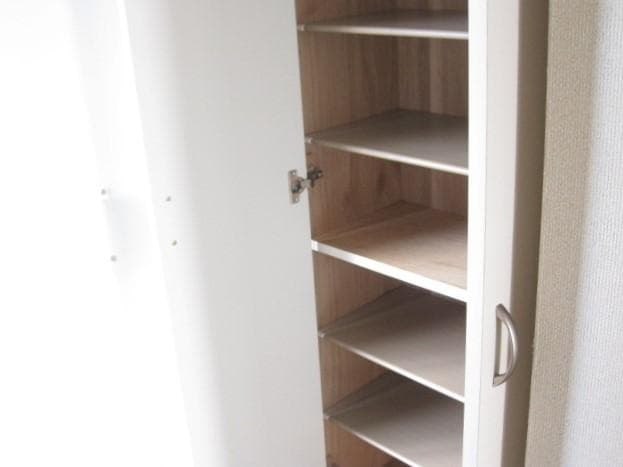 Room image 10