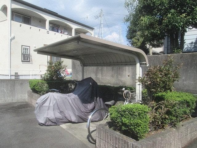 Room image 13