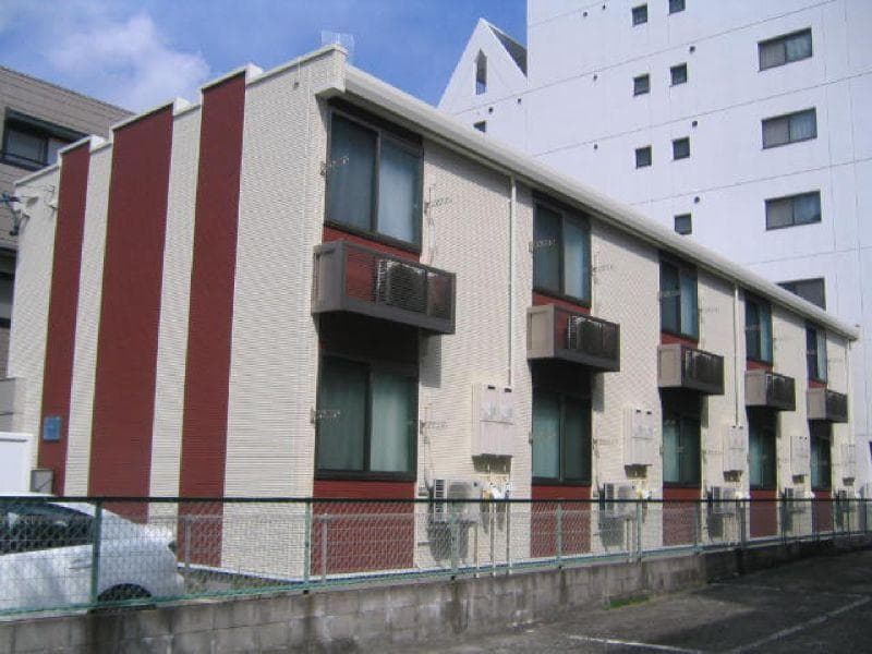 Main exterior of LEONEXT Nagono