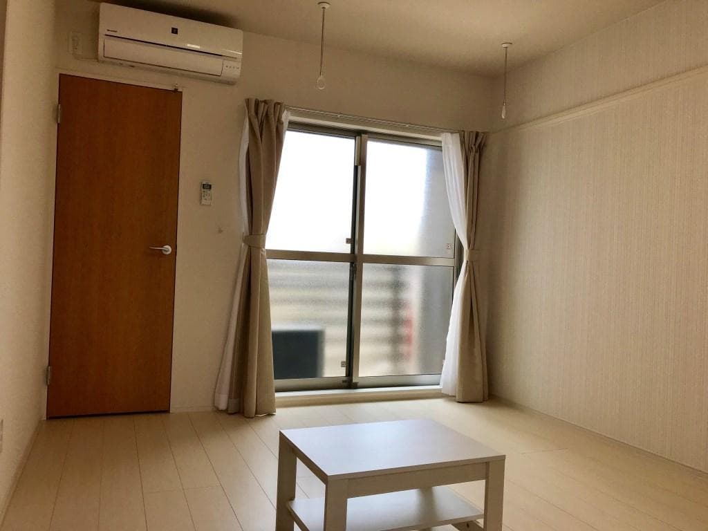 Room image 9