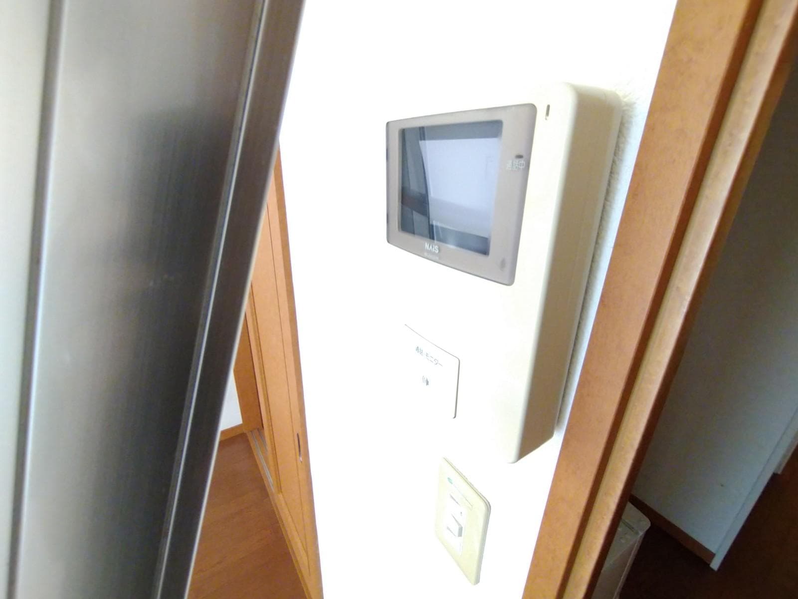 Room image 15