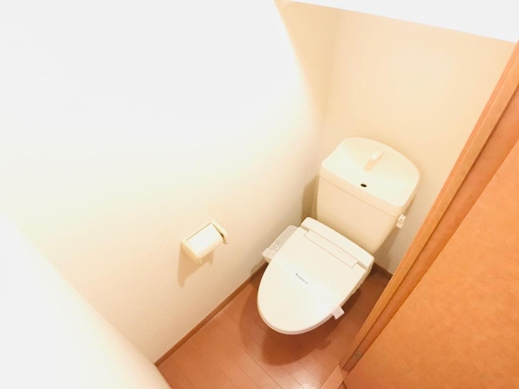 Room image 14