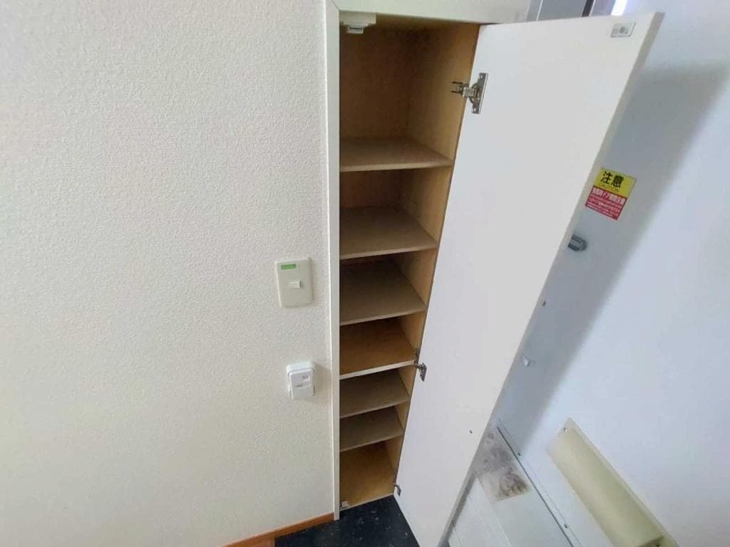 Room image 13