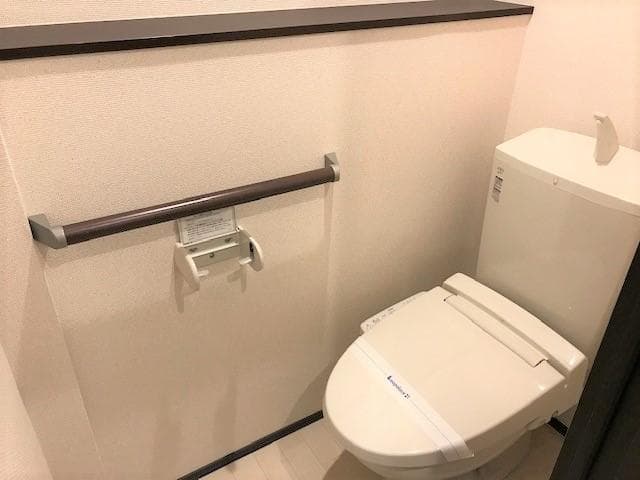 Room image 12