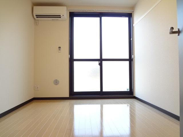 Preview interior of LEONEXT Fiore III