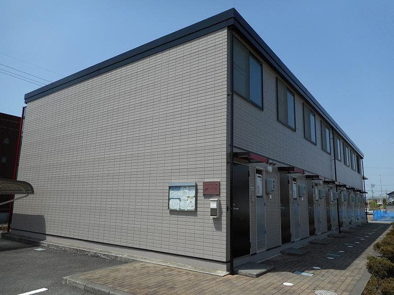Main exterior of leopalace YANAGIHARA
