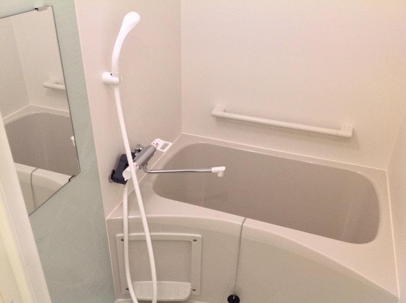 Room image 8