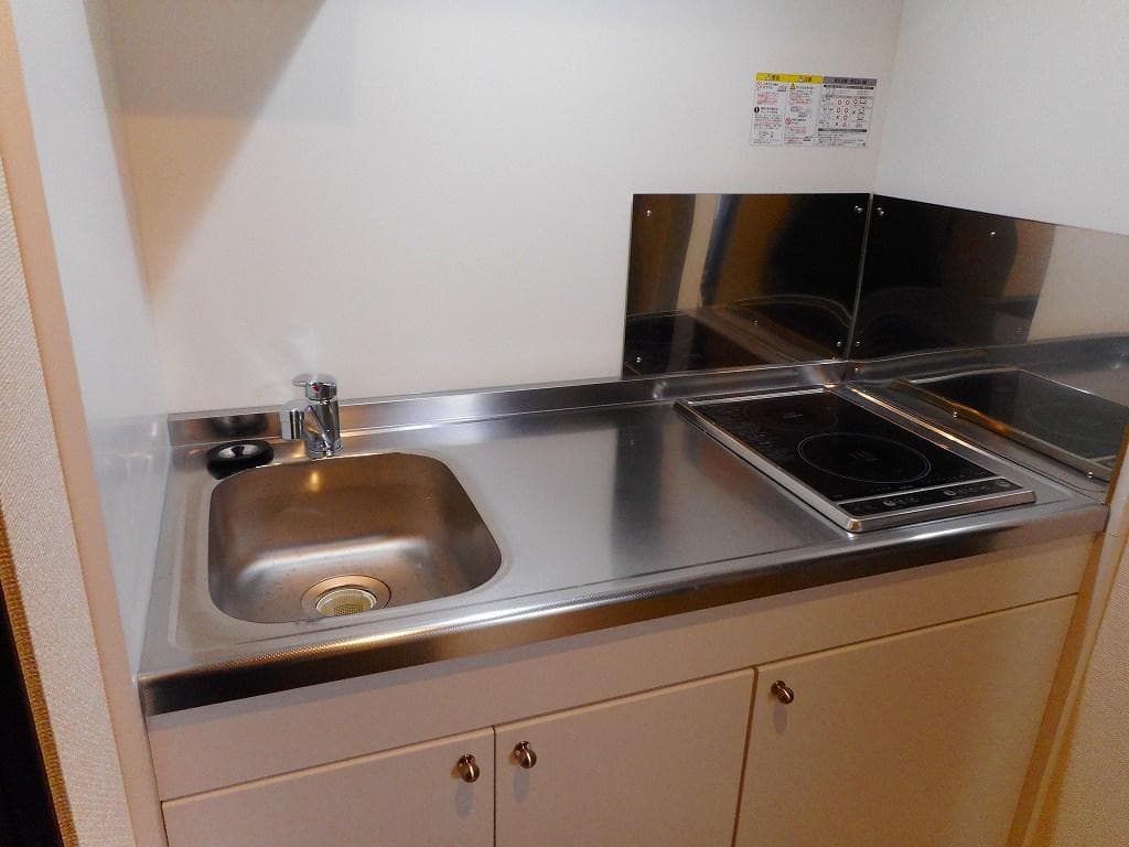 Room image 8