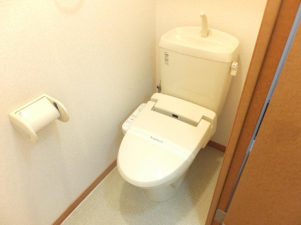 Room image 12