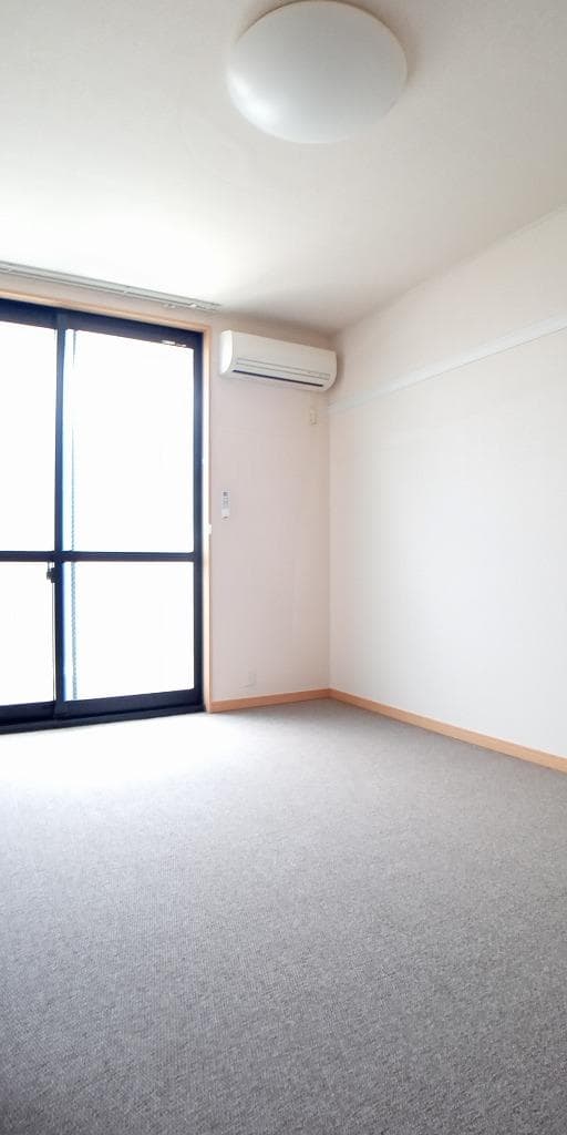 Preview interior of leopalace Brillo Kami Toda