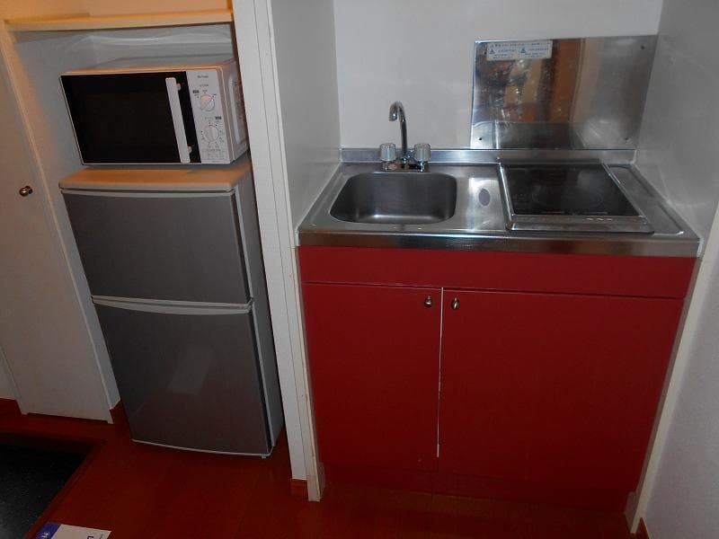 Room image 8