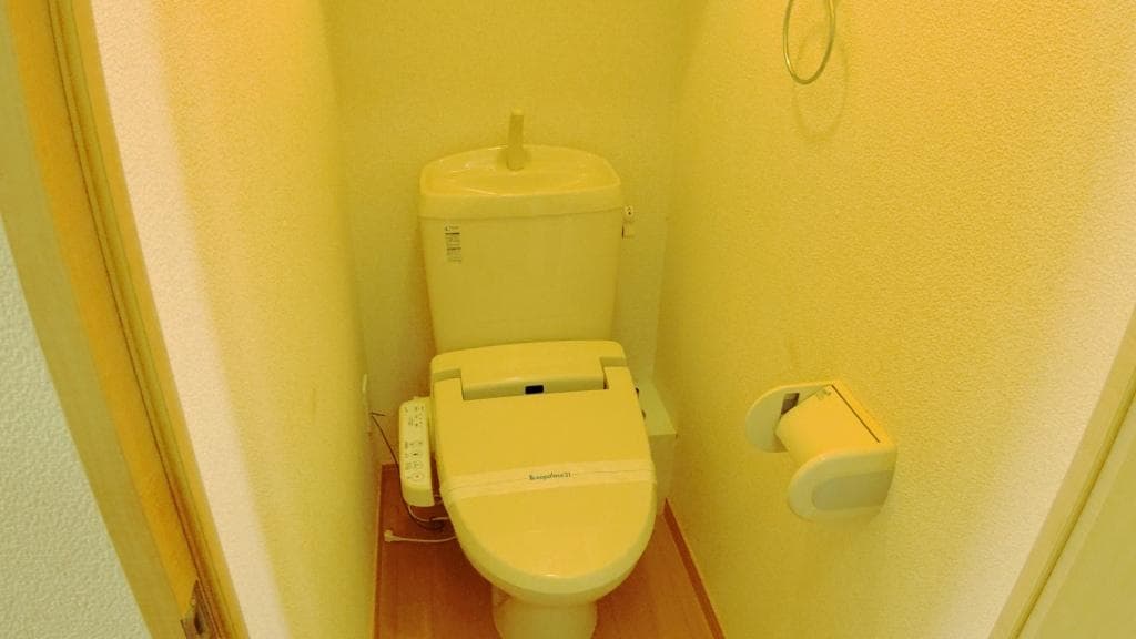 Room image 13