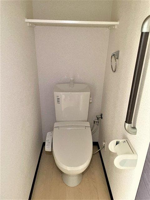 Room image 11