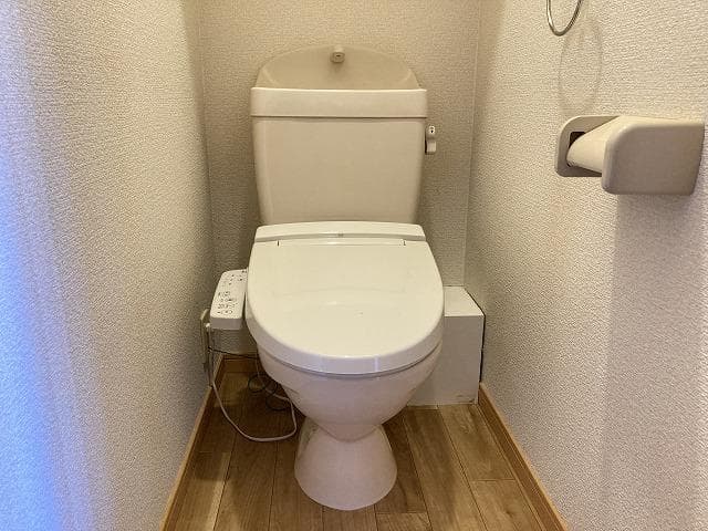 Room image 9