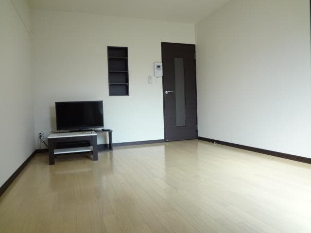 Preview interior of LEONEXT Green