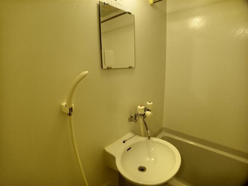 Room image 9