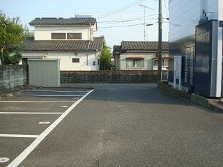 Room image 11