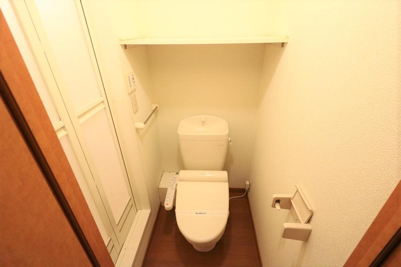 Room image 9