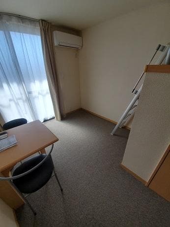 Room image 11