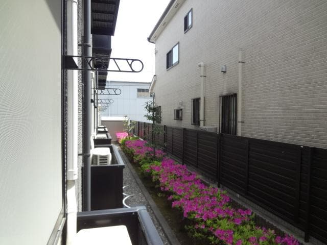 Room image 16
