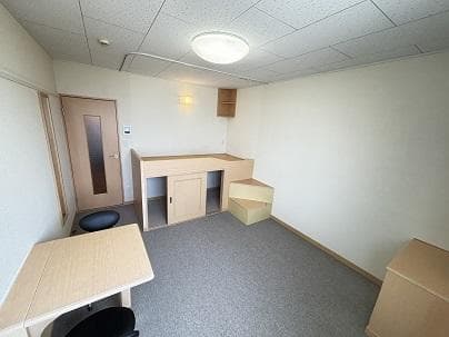 Preview interior of LEONEXT Hotaru