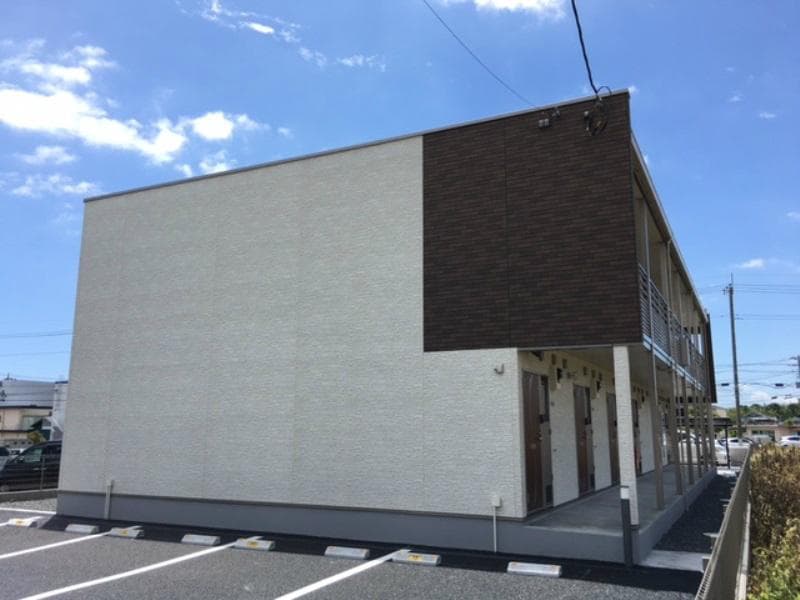 Main exterior of CLEINO Duranta