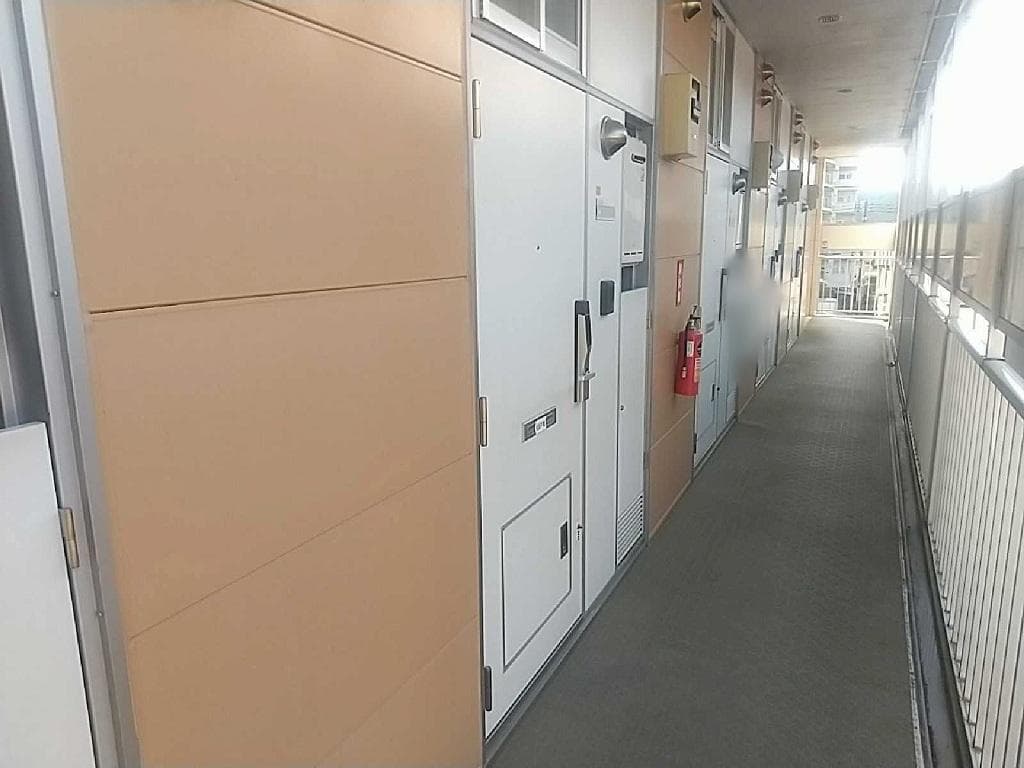 Room image 11