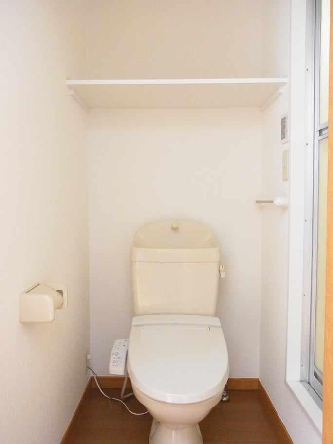 Room image 13