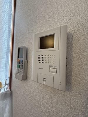 Room image 15