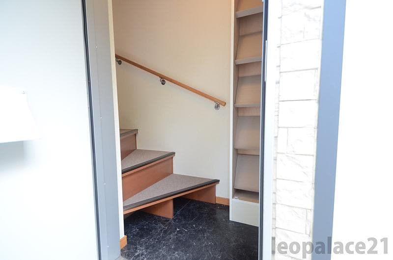 Preview interior of leopalace Prema