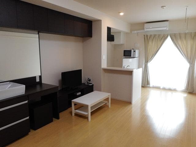 Preview interior of MIRANDA Ebina Calm Garden