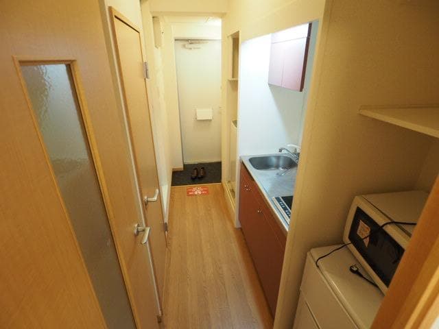 Room image 15